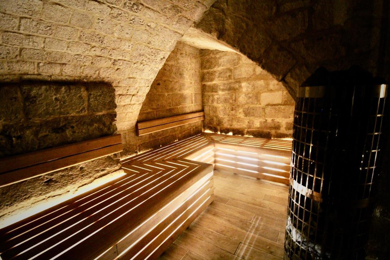 Spa Gaalor***** - Jacuzzi & Sauna A Rouen Exteriör bild